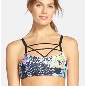 Onzie Cage Yoga Sports Bra Size S/M New with Tags